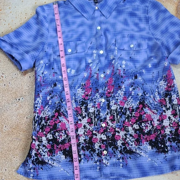 Notations | Purple Patterned Floral Lightweight Button Down Shirt Size M - Picture 3 of 11